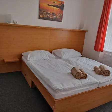 A Restaurace Belecky Mlyn Guest house