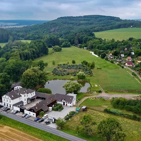 Guest house A Restaurace Belecky Mlyn *