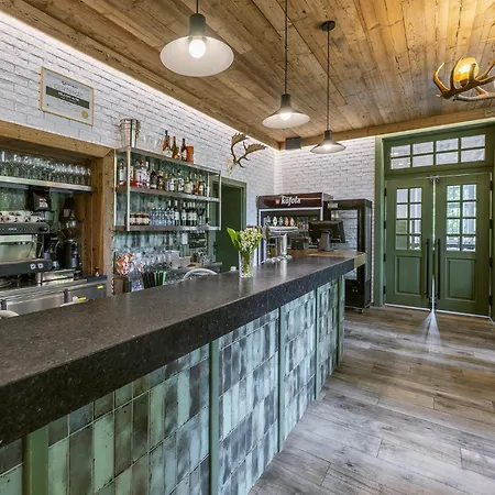 ゲストハウス A Restaurace Belecky Mlyn Pteni