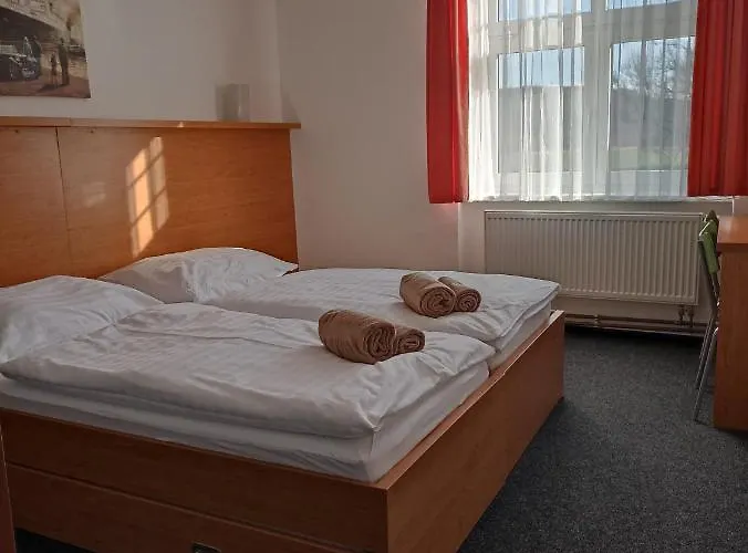 A Restaurace Belecky Mlyn 3* Pteni