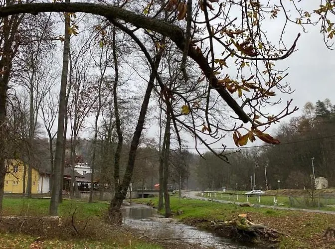 Affittacamere A Restaurace Belecky Mlyn Pteni
